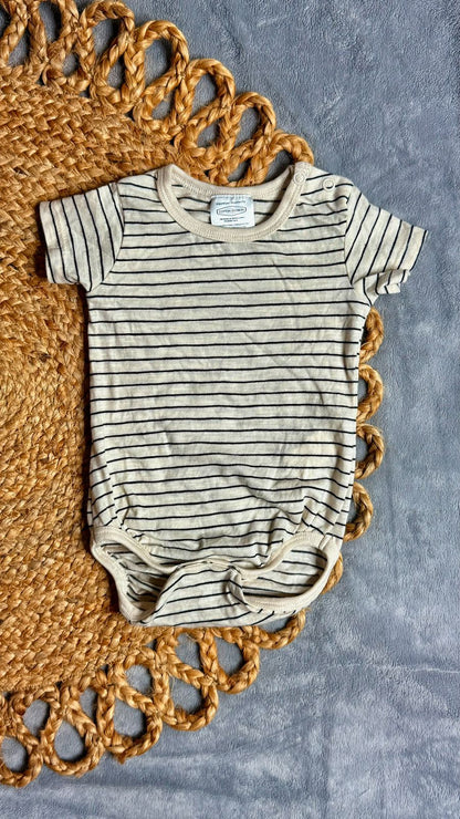 6-9 Months Half Sleeve Rompers/Onesies
