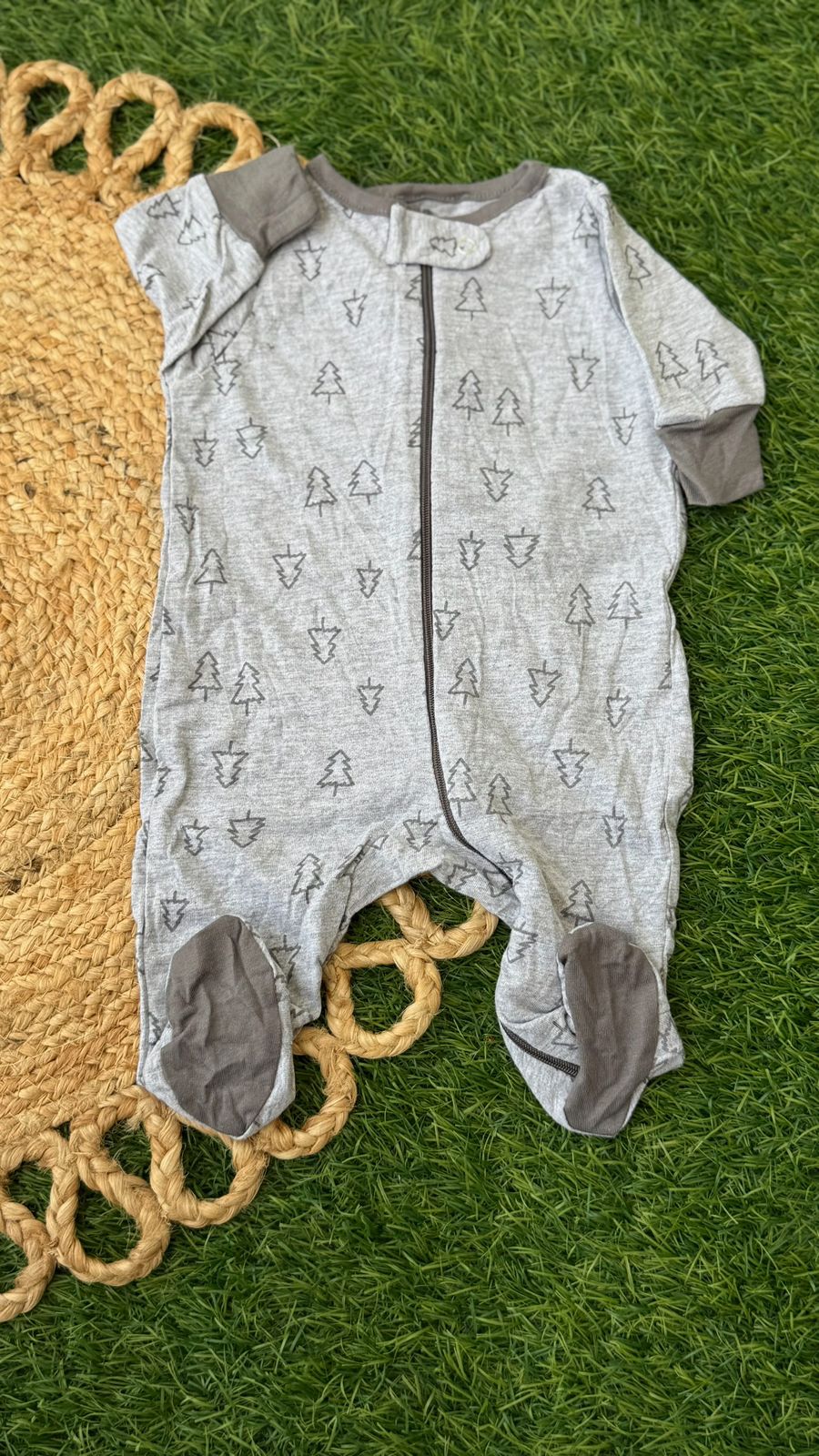 Newborn (0-3 months) Sleepsuits
